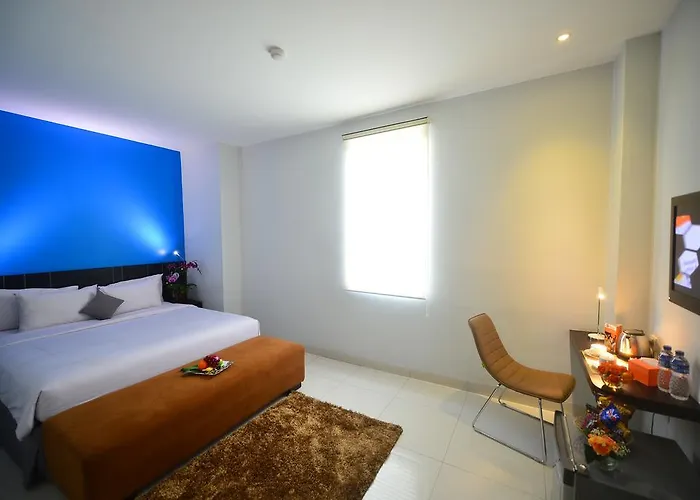 J Hotel - Bandara Soekarno Hatta